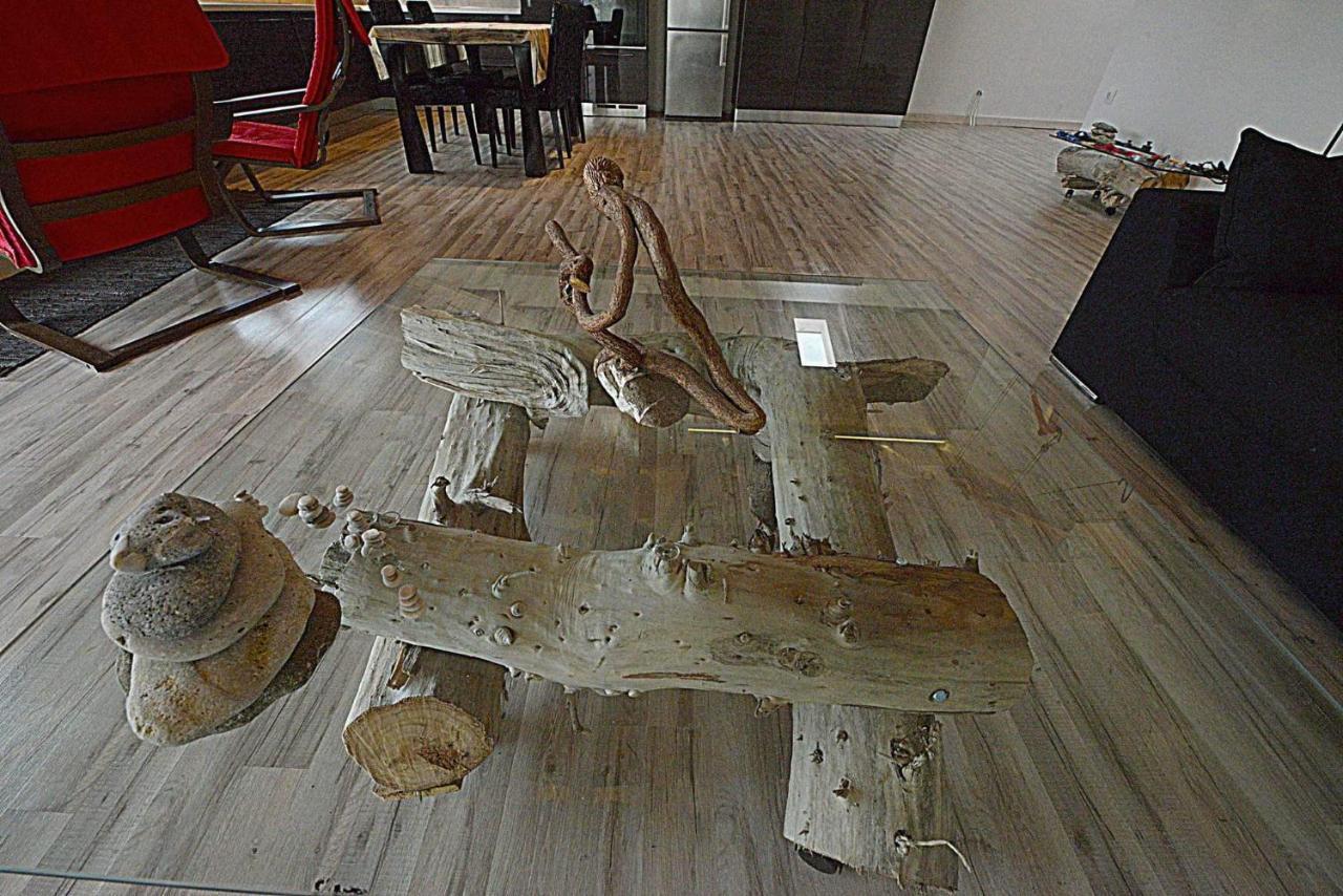 Wood Metal Glass Kontokali Exterior foto